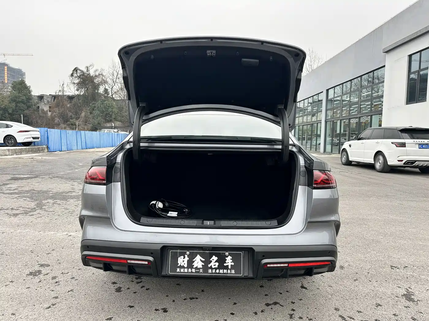 BYD Qin L 2024 DM-i 80KM Leading Edition фото 13