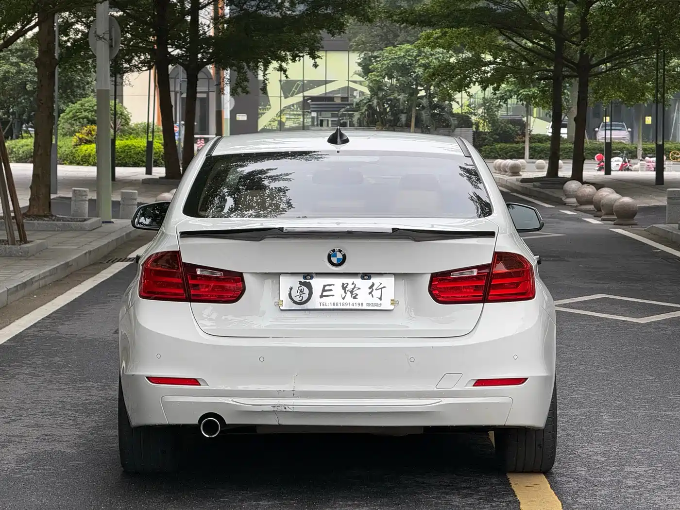BMW 3 Series 2015 320i Fashion фото 24