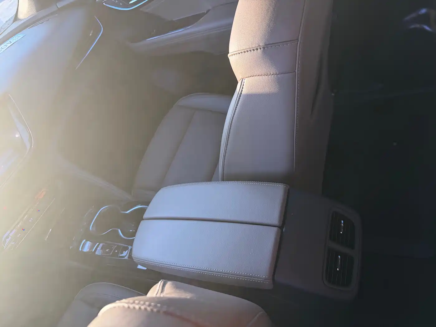 Photo 8 - Buick Envision Plus