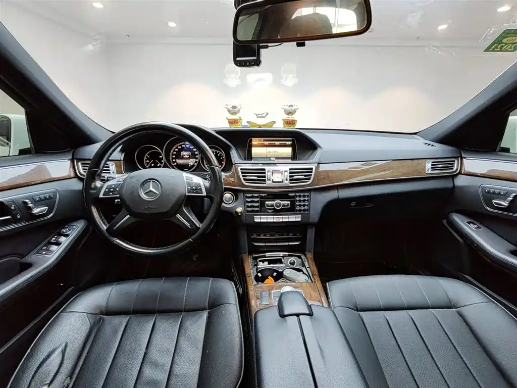 Mercedes-Benz E-Class 2015 E 200 L фото 14