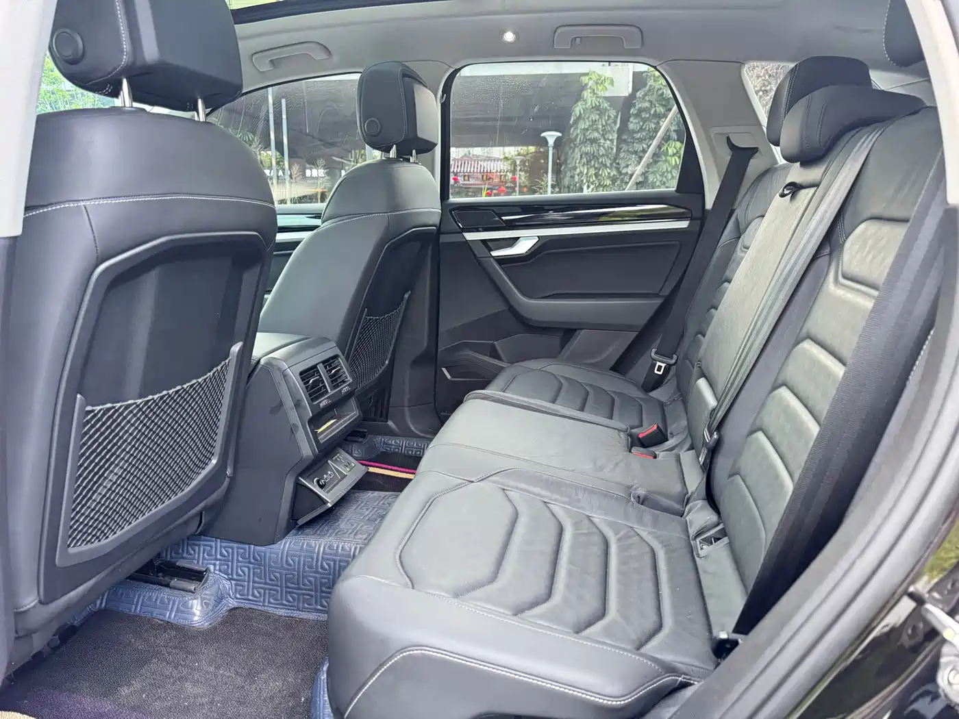 Volkswagen Touareg 2019 2.0TSI Pilot Edition China VI фото 15