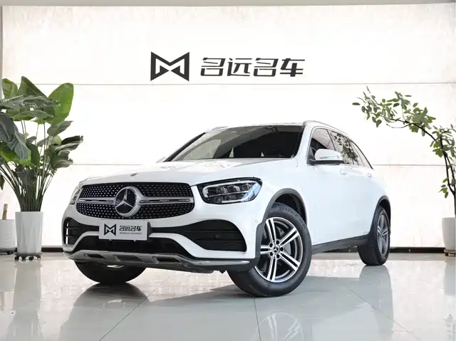 MERCEDES-BENZ GLC