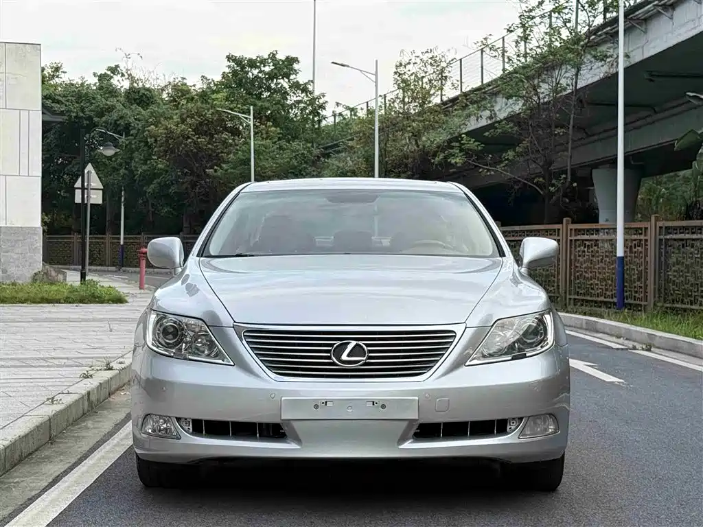 Lexus LS 2006 Model 460