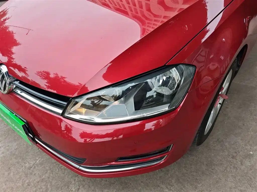 Volkswagen Golf 2017 230TSI Auto Comfort Millionth Anniversary Edition фото 24