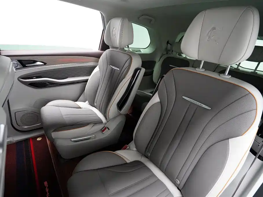 Dongfeng Fengxing Fengxing Yacht 2024 2024 1.5T DCT Ocean View Edition