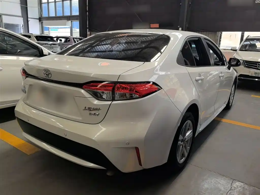 Toyota Levin 2021 185T CVT Luxury Edition фото 7