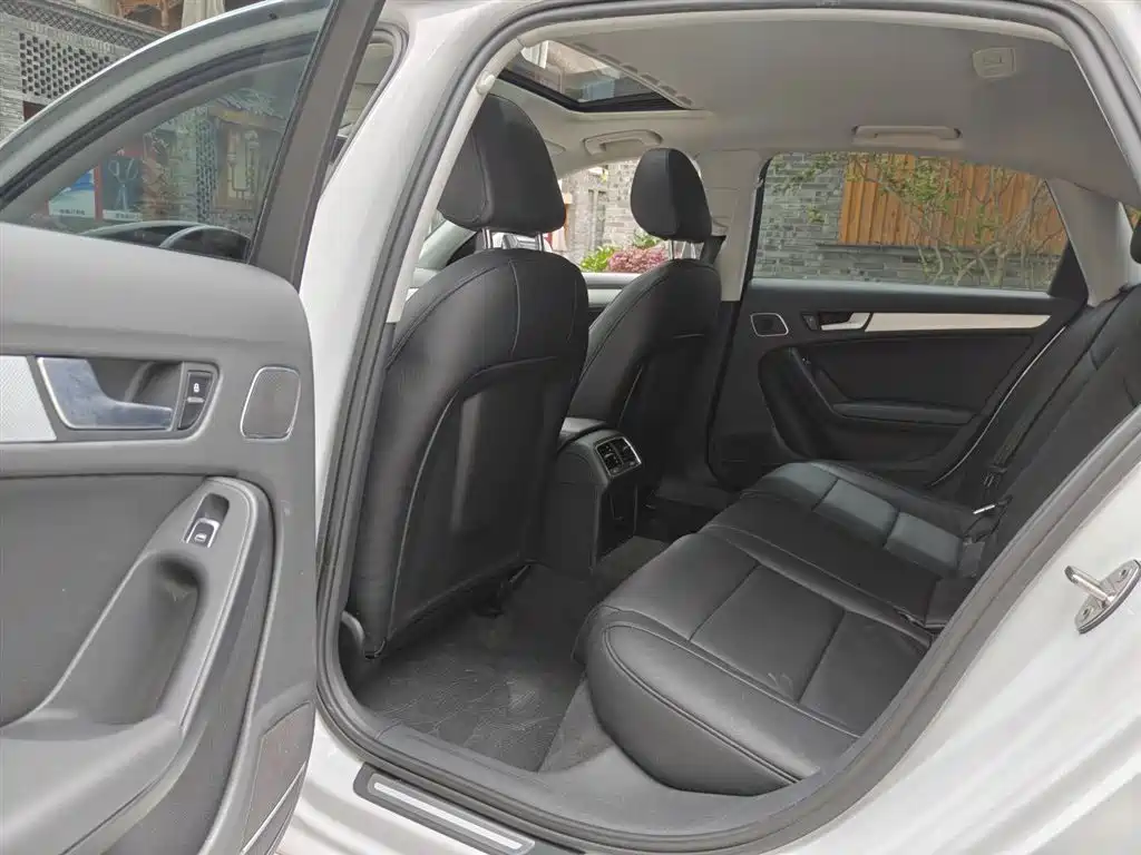 Audi A4L 2015 35 TFSI Auto Standard фото 13