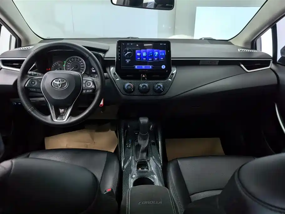Toyota Corolla 2019 1.2T S-CVT GL Pioneer Edition фото 12