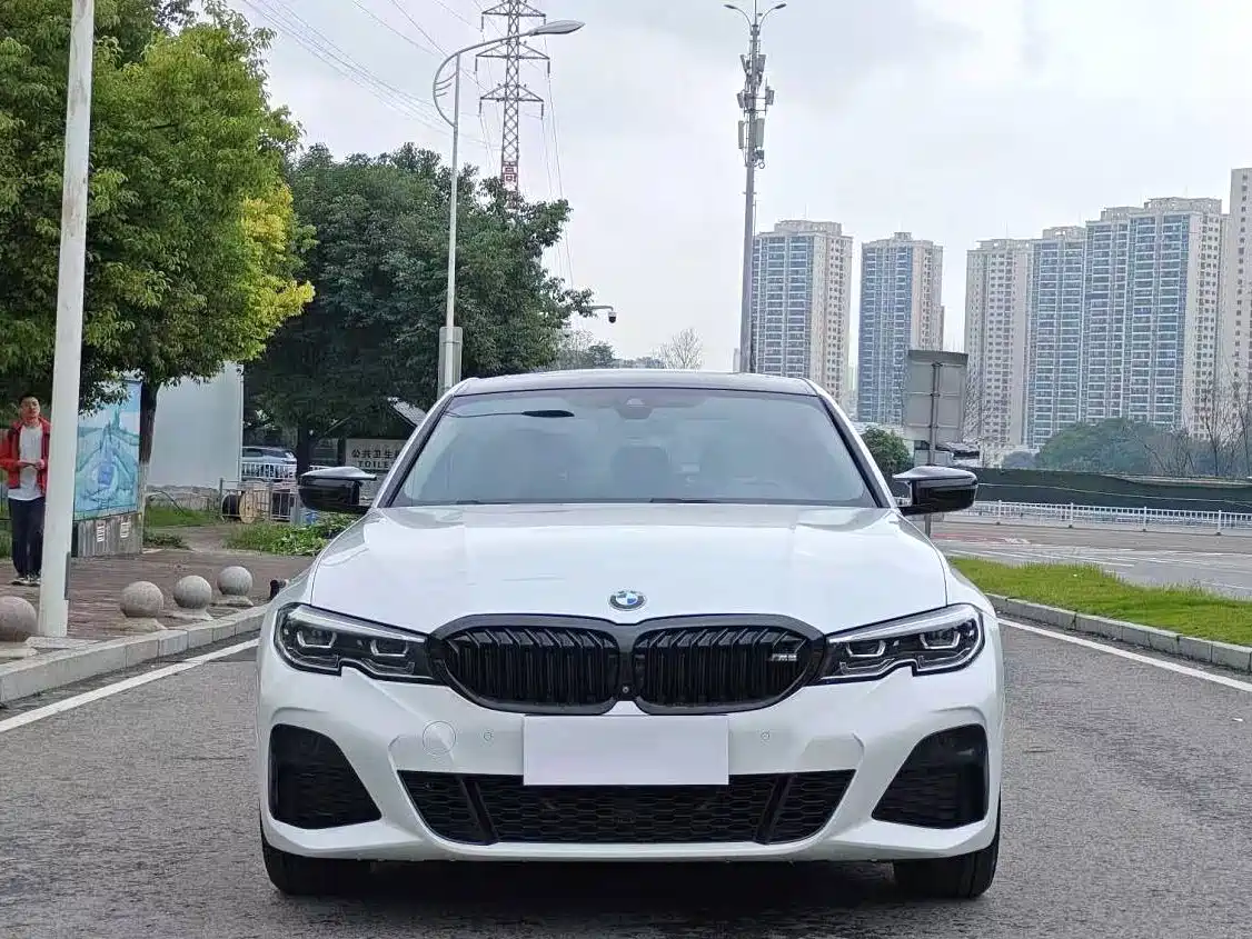 BMW 3 Series 2020 Facelift 325Li M Sport Night Edition фото 2