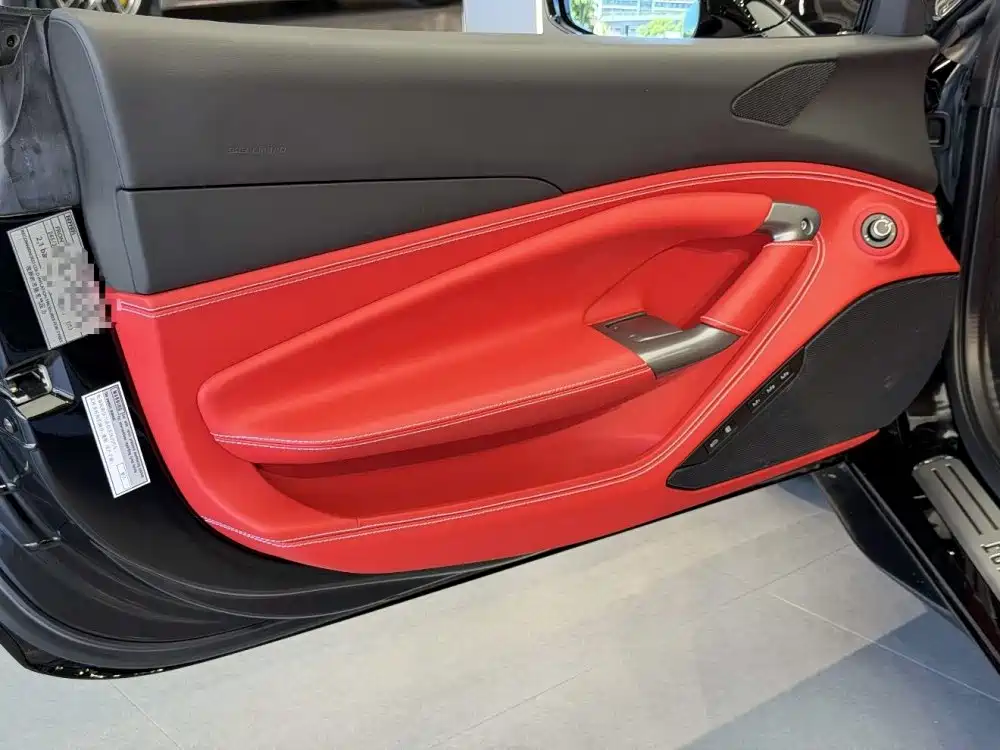 Ferrari F8 2023 2020 Spider 3.9T V8