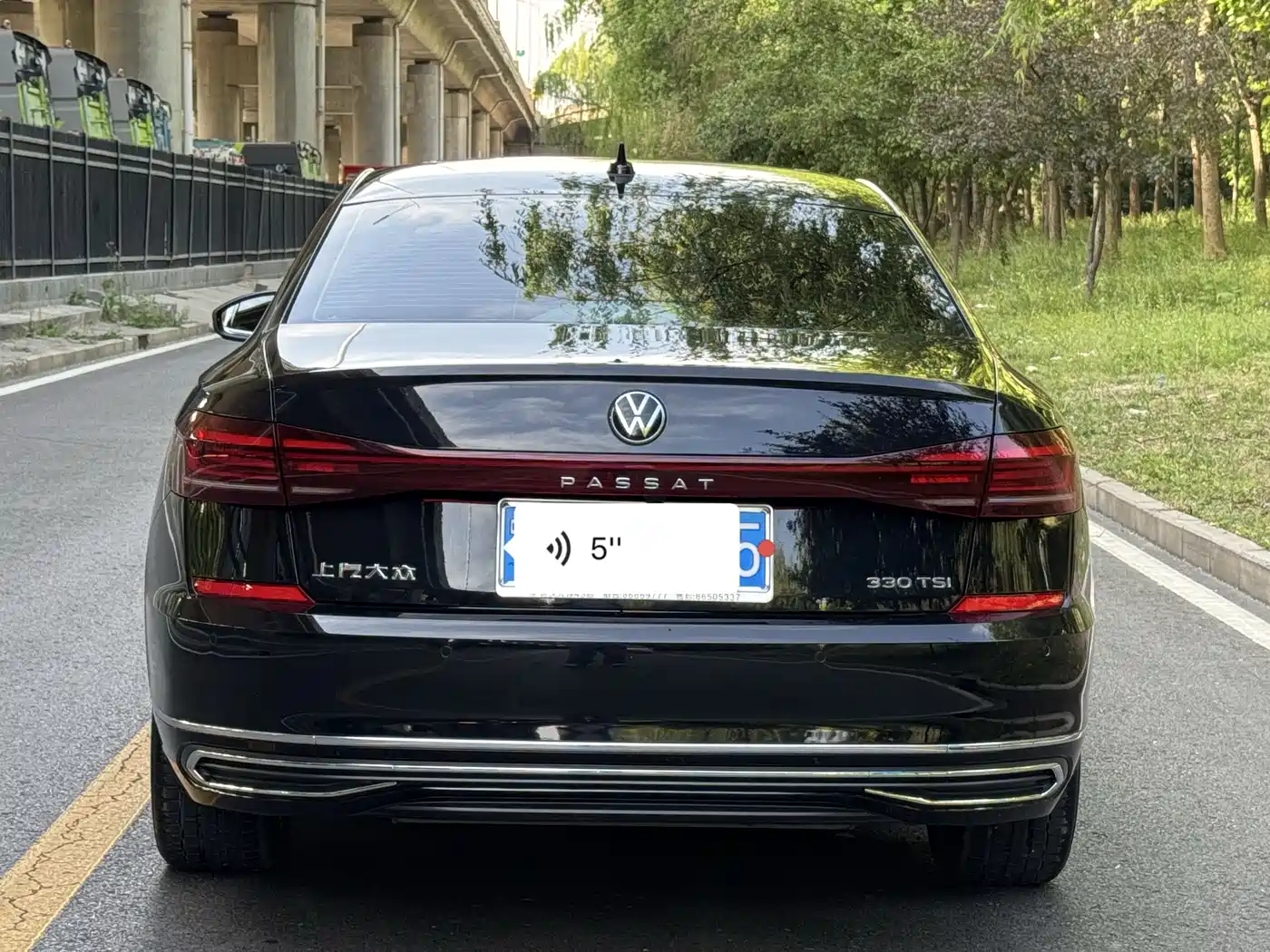 Volkswagen Passat 2024 330TSI Starlight Elite Edition фото 14