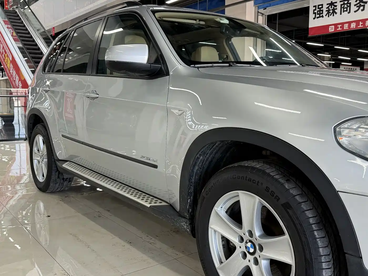 BMW X5 (Import) 2011 xDrive35i Leading Edition фото 7