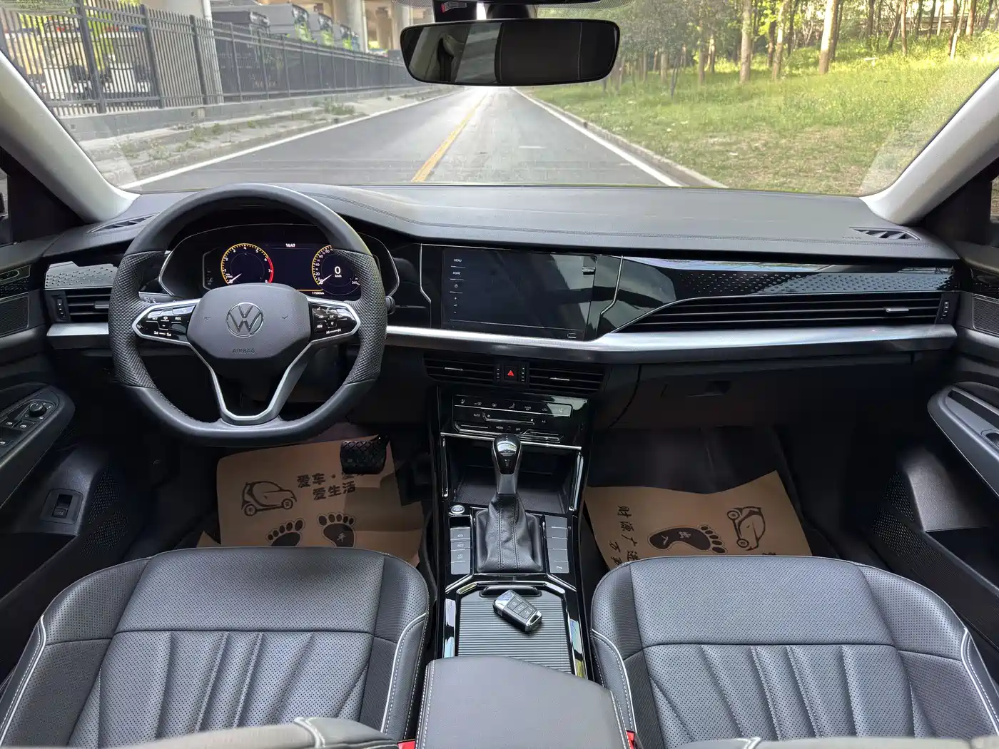 Volkswagen Passat 2024 330TSI Starlight Elite Edition фото 5