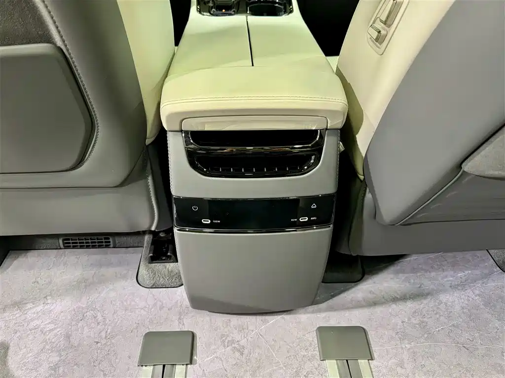 ZEEKR EXTREME KRYPTON 009