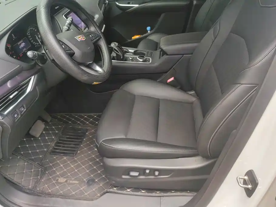 Cadillac XT4 2019 2018 Model 28T 2WD Technology