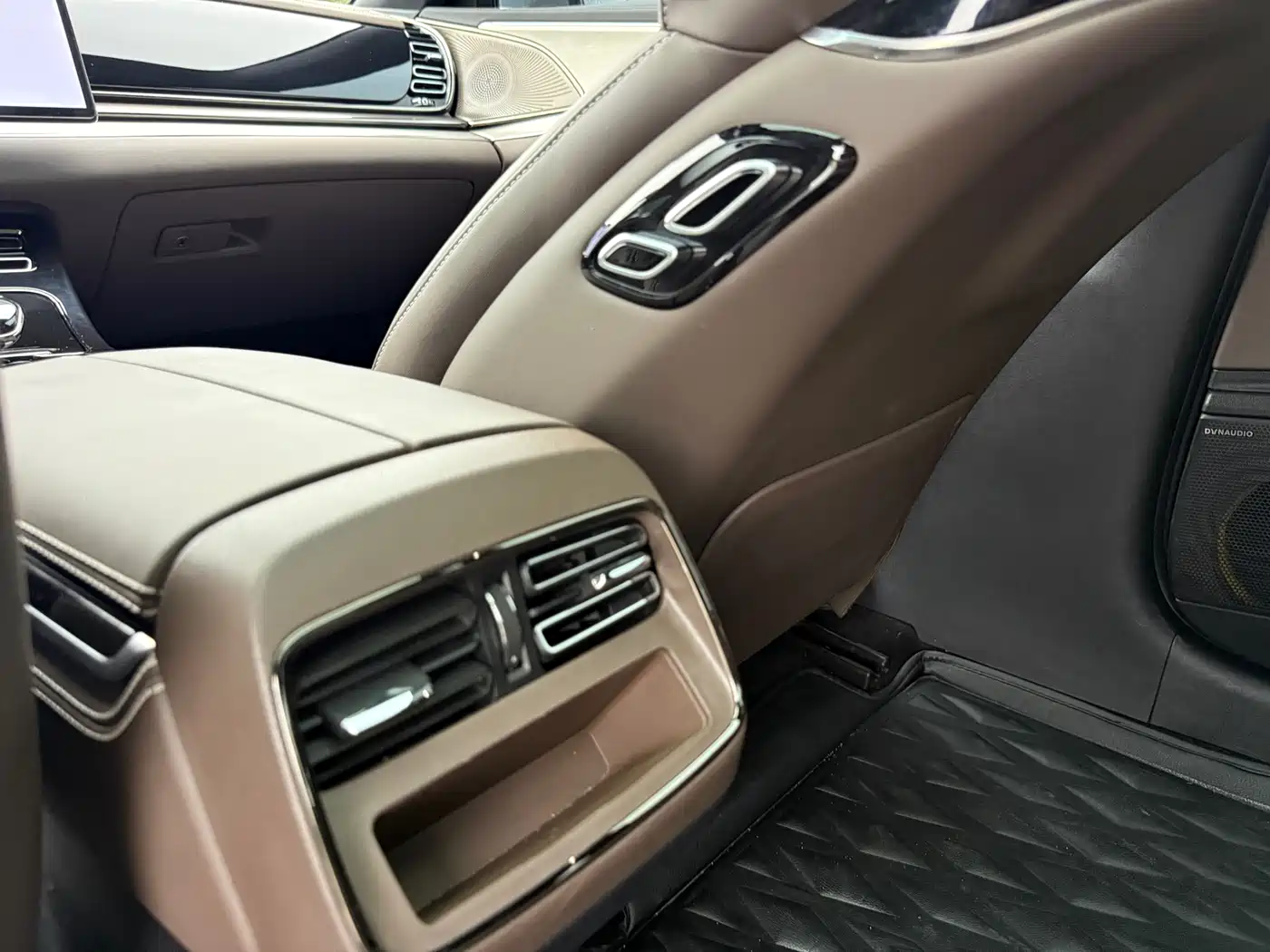 BYD Han 2023 EV Champion Edition 605KM FWD Premium фото 18