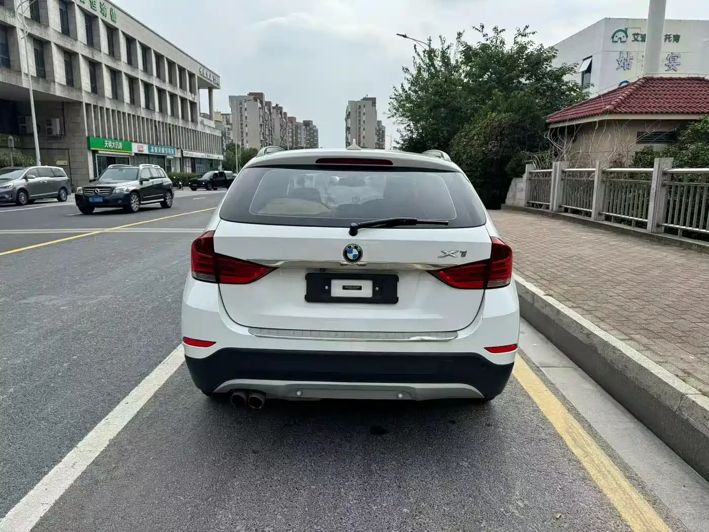 Фото 9 - BMW X1