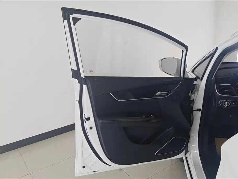 BYD Song MAX 2017 1.5T Auto Smart Luxury 7-Seater фото 7