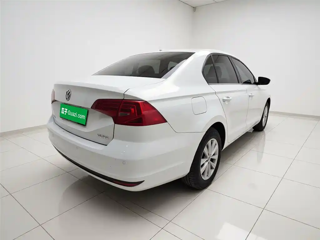Volkswagen Bora 2018 1.5L Automatic Fashion фото 29