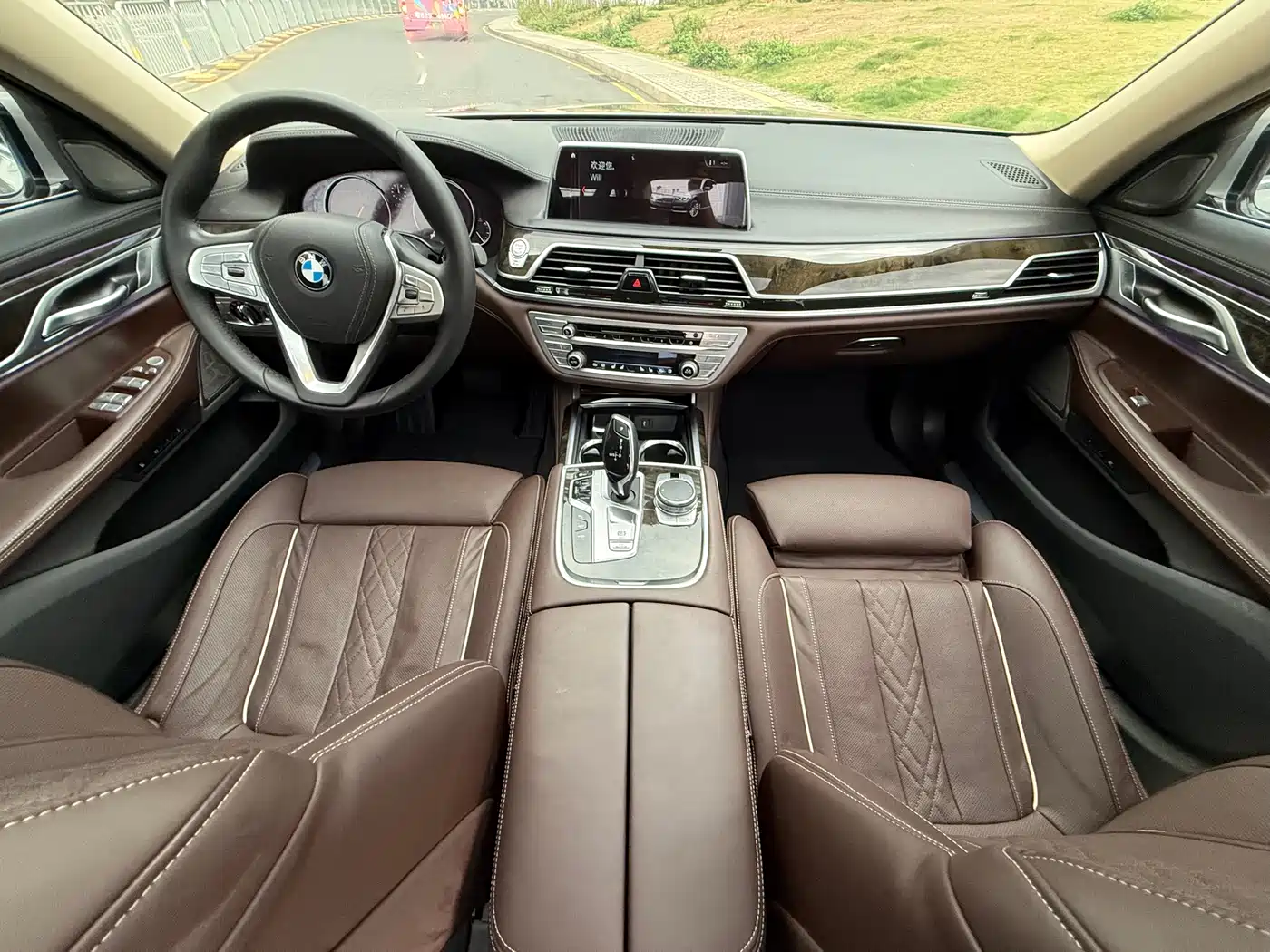 BMW 7 Series 2018 730Li Premium Type Excellence Package фото 13