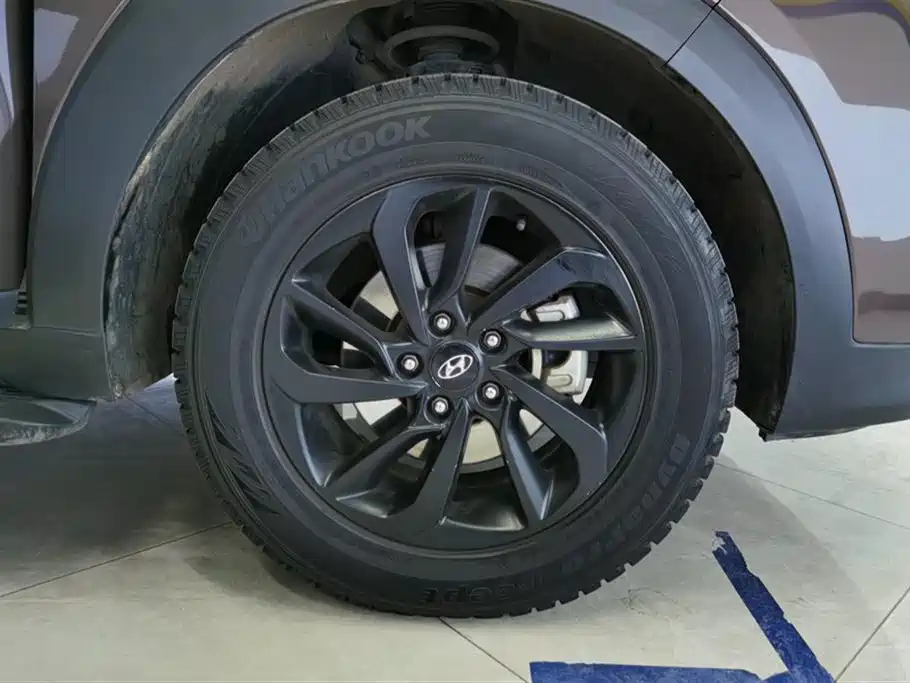 Hyundai Tucson 2015 1.6T Dual Clutch 2WD Smart фото 6