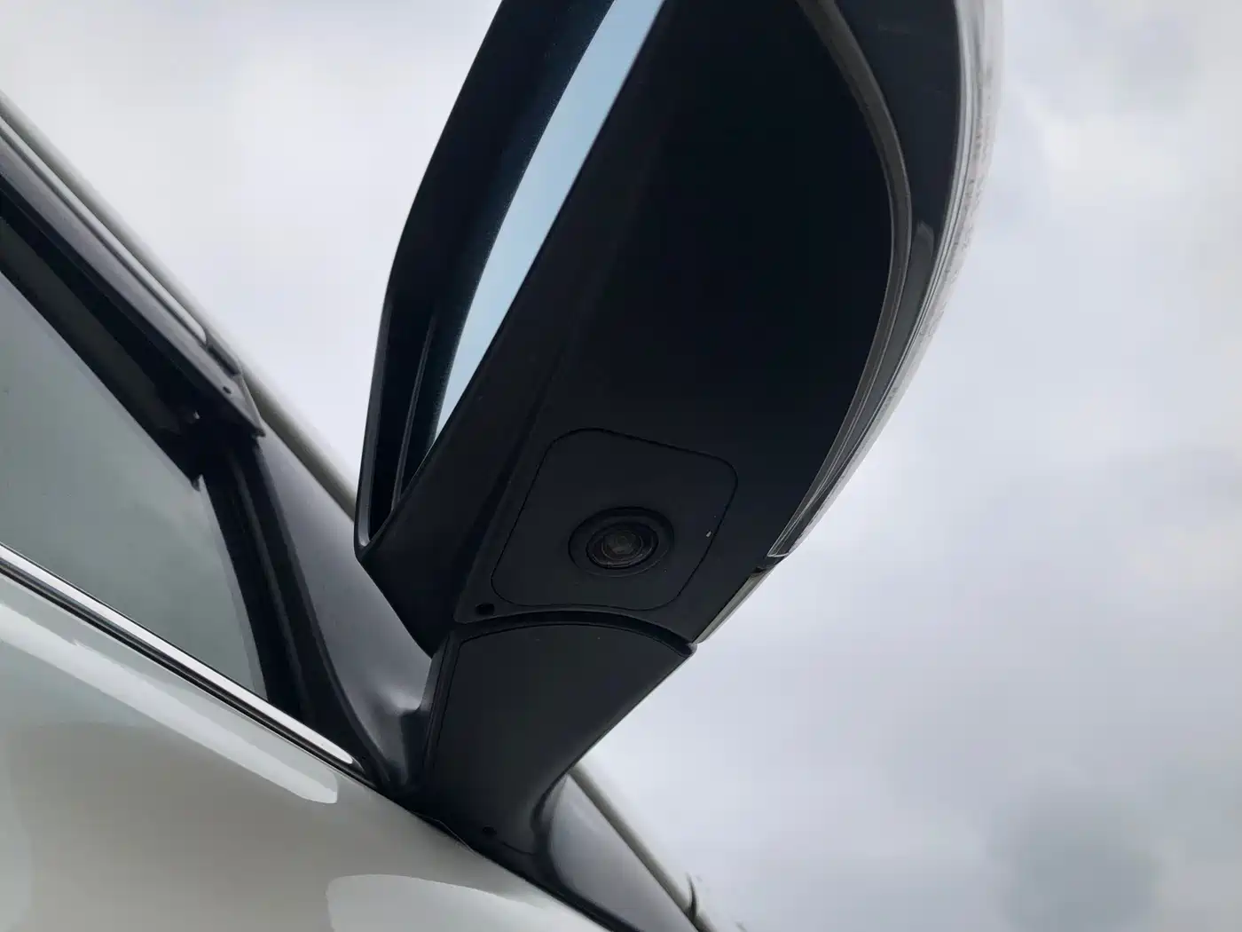 Toyota Reiz 2010 3.0V Style Flagship Navigation Edition фото 20