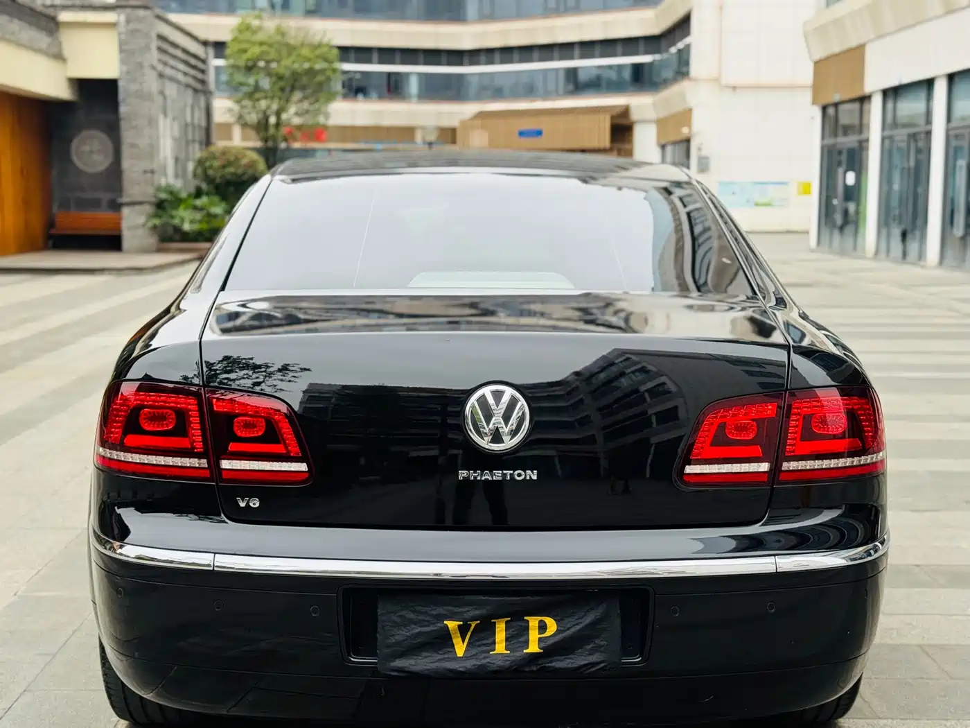 Volkswagen Phaeton 2012 3.0L Executive фото 7