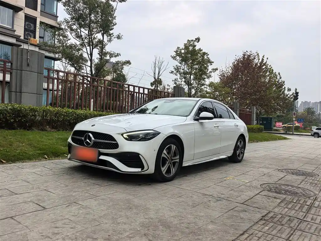 MERCEDES-BENZ CLASS C