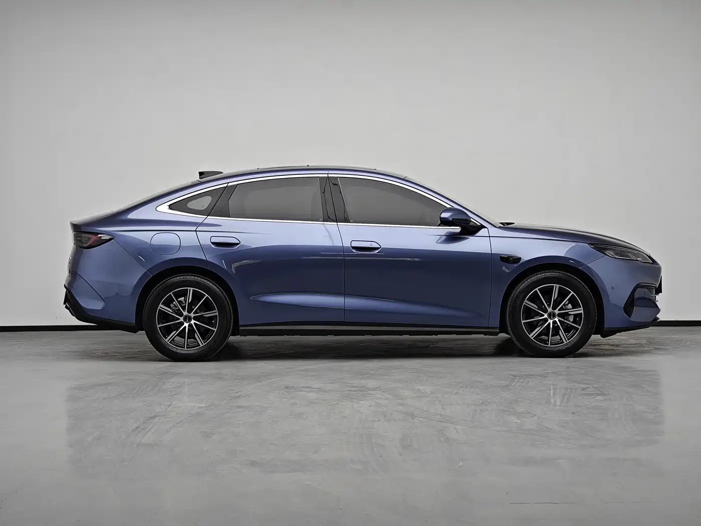 BYD Seal 06 New Energy 2025 DM-i Smart Drive Edition 120KM Luxury фото 19