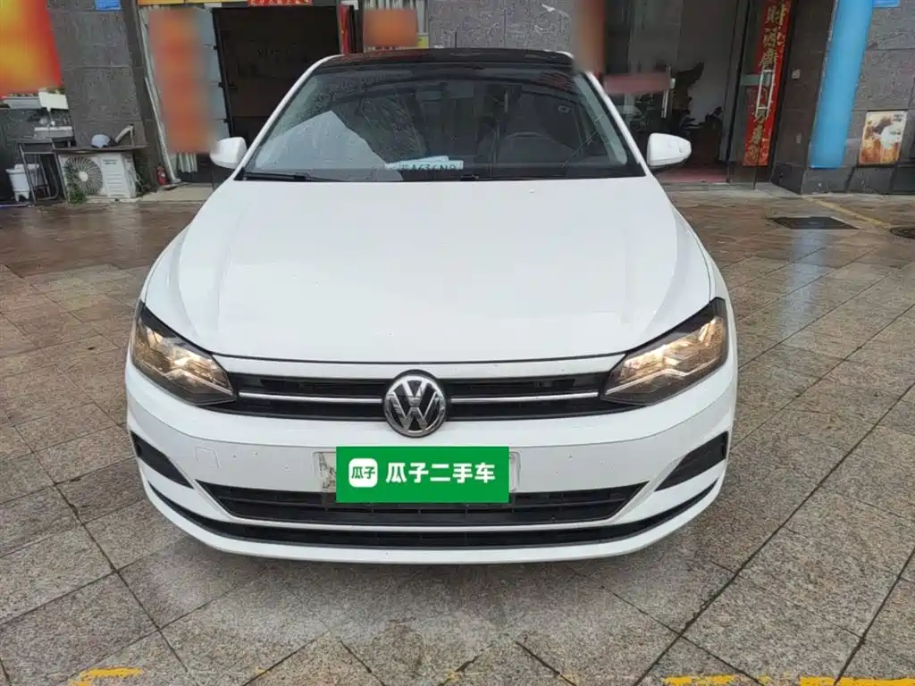 Volkswagen Polo 2019 Plus 1.5L Automatic Colorful Tech Edition фото 3
