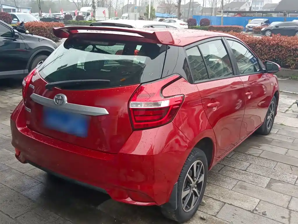 Toyota YARiS L Zhi Xuan 2016 Facelift 1.5E CVT Charming Edition фото 5