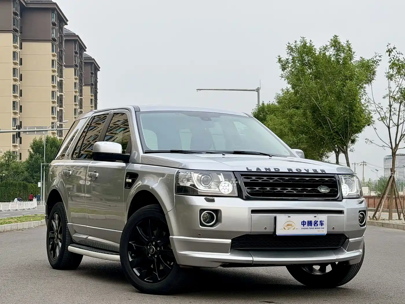 Land Rover Freelander 2 2015 2.0T Si4 HSE Luxury Collector's Edition фото 3