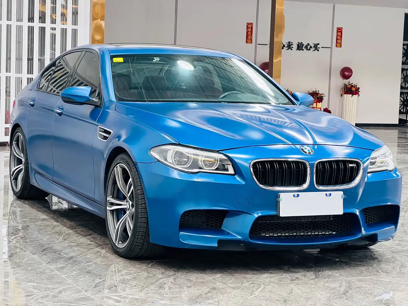 BMW M5 2014 M5 Year of the Horse Limited Edition фото 3