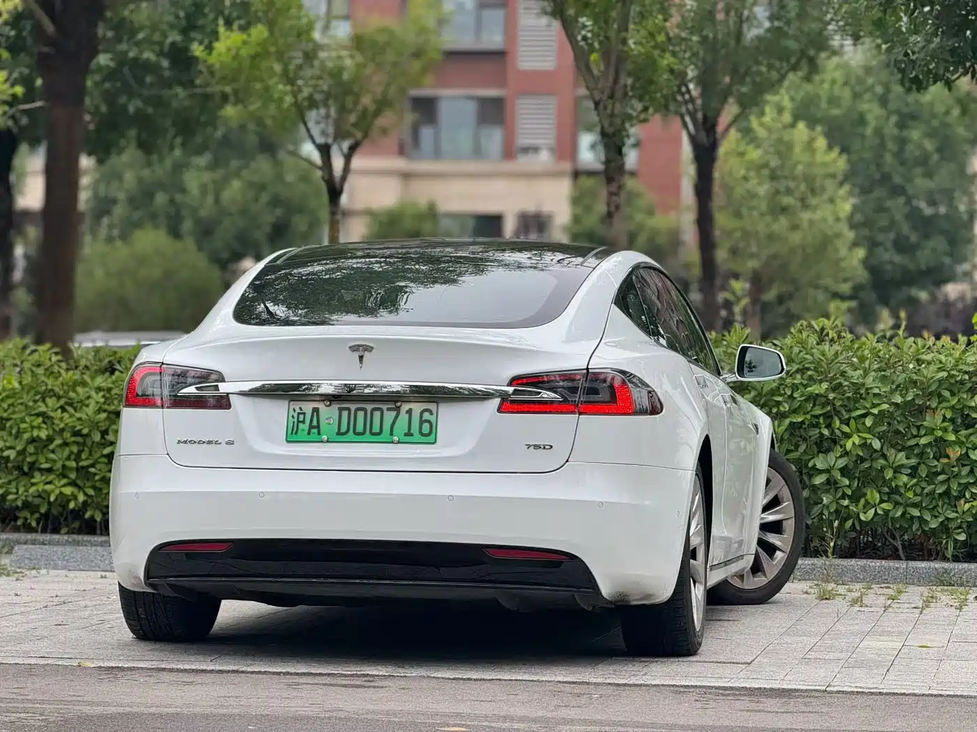 Tesla Model S 2016 2016 Model S 75D