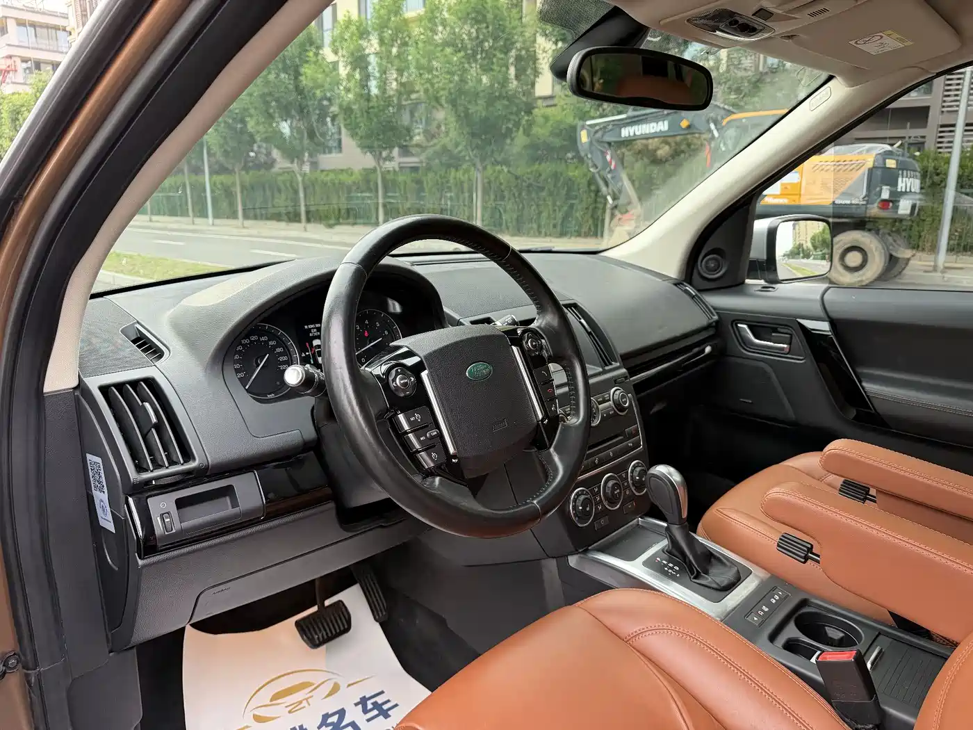 Land Rover Freelander 2 2015 2.0T Si4 HSE Luxury Collector's Edition фото 9