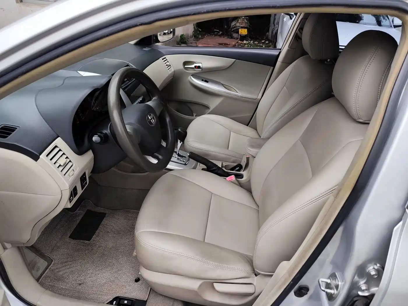 Фото 6 - Toyota Corolla