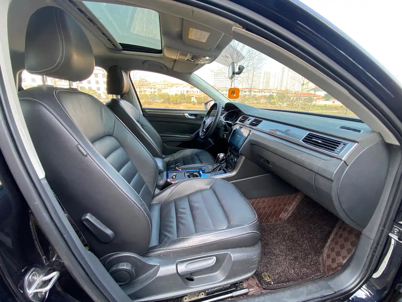 Volkswagen Passat 2017 330TSI DSG Prestige фото 11