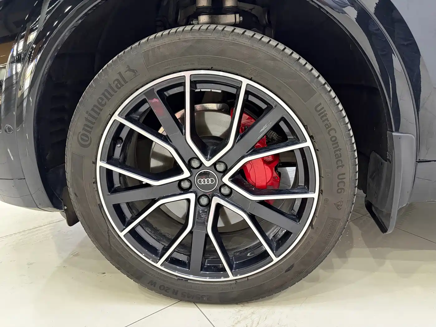 Audi Q5L 2025 45th Anniversary Edition 45 TFSI Luxury Sport фото 8