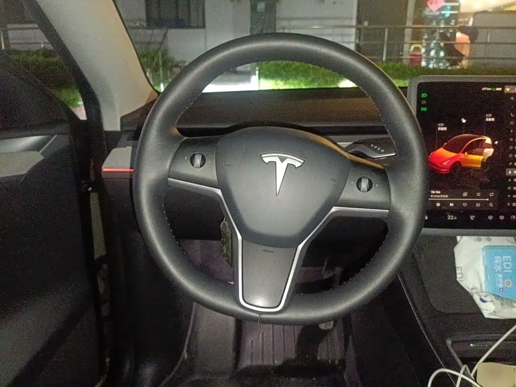 Фото 7 - Tesla Model Y