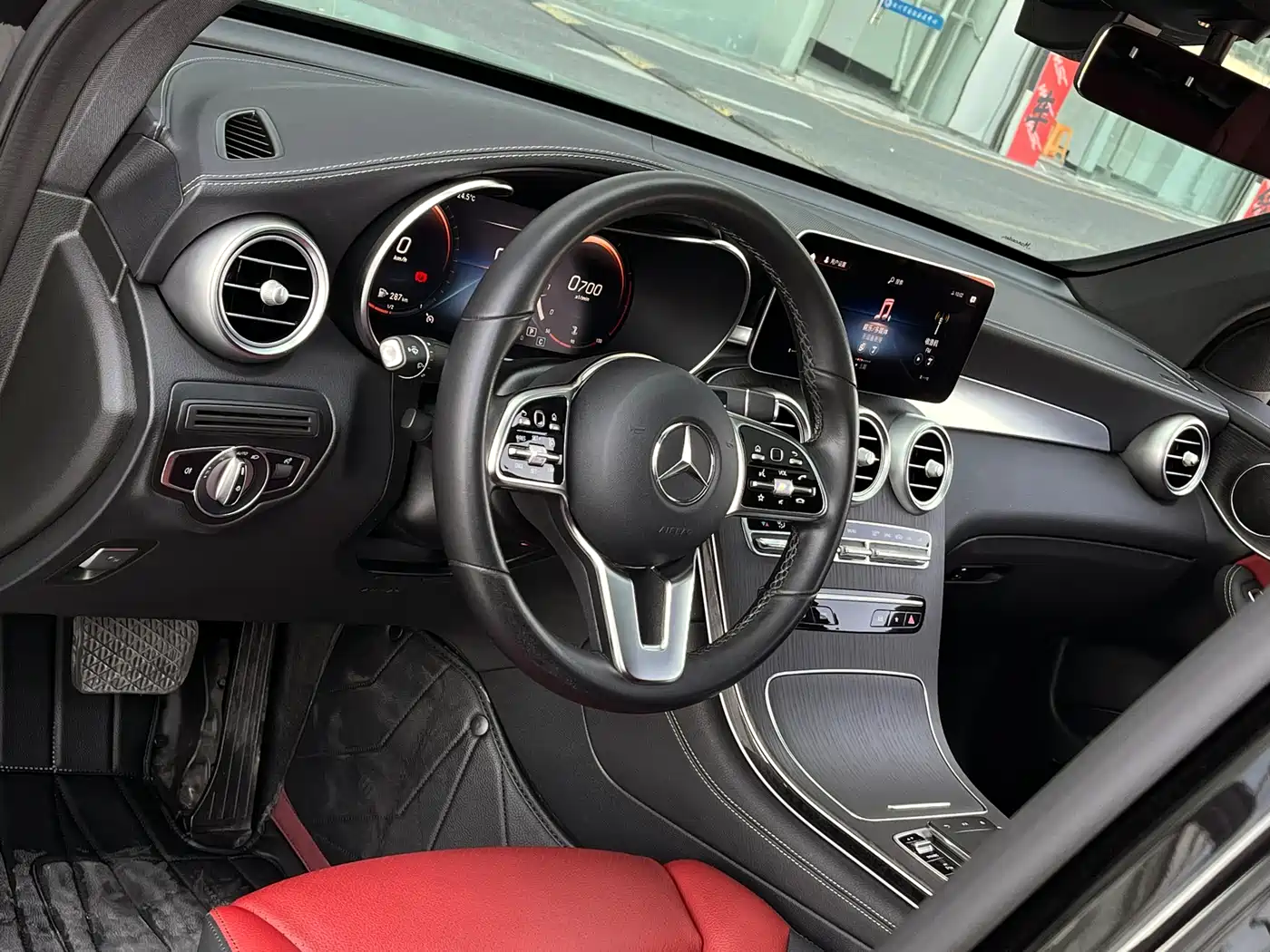 Mercedes-Benz GLC Coupe 2021 GLC 300 4MATIC Coupe SUV фото 11