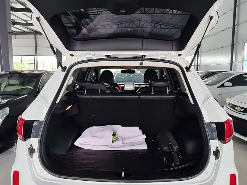 Besturn X40 2018 2017 1.6L Manual Luxury