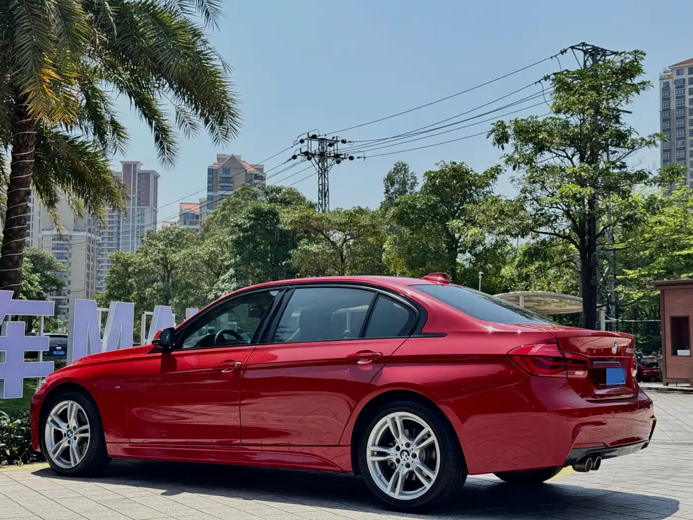 BMW 3 Series 2018 320Li Leading M Sport Package фото 6