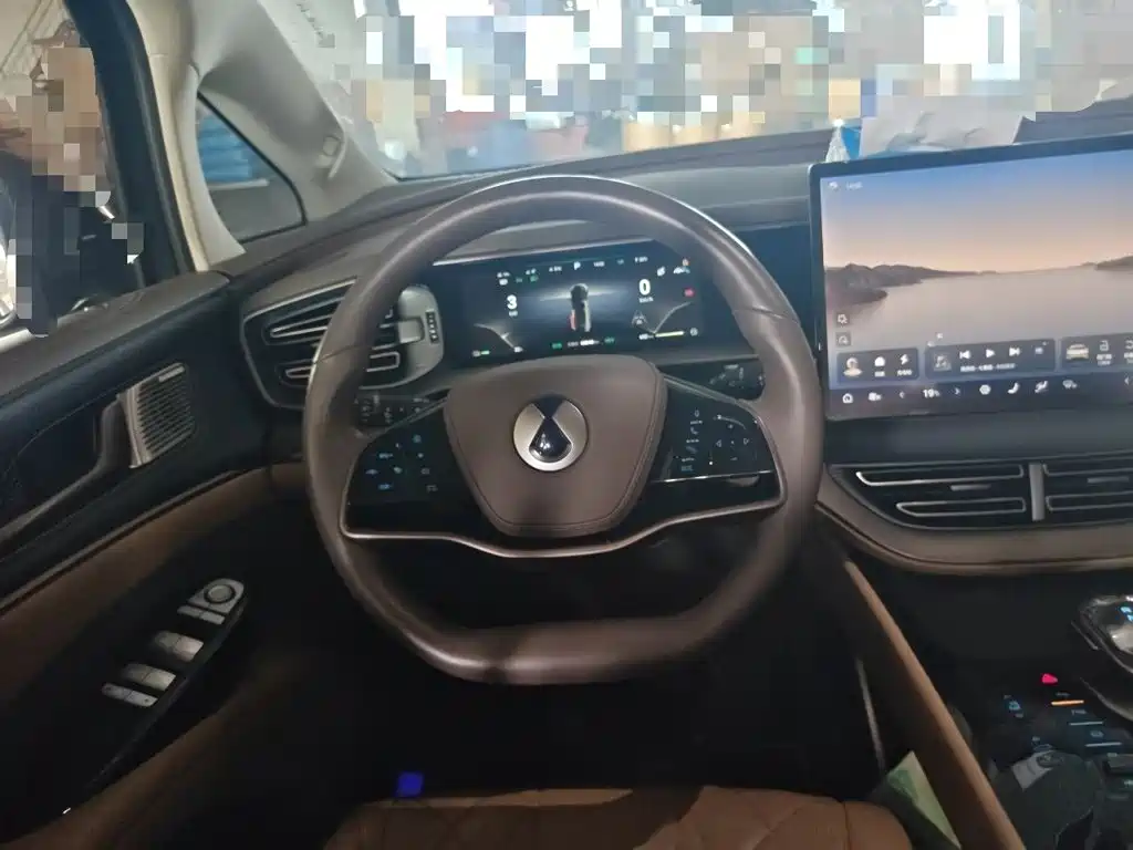 Denza D9 2023 2022 DM-i 970 AWD Flagship
