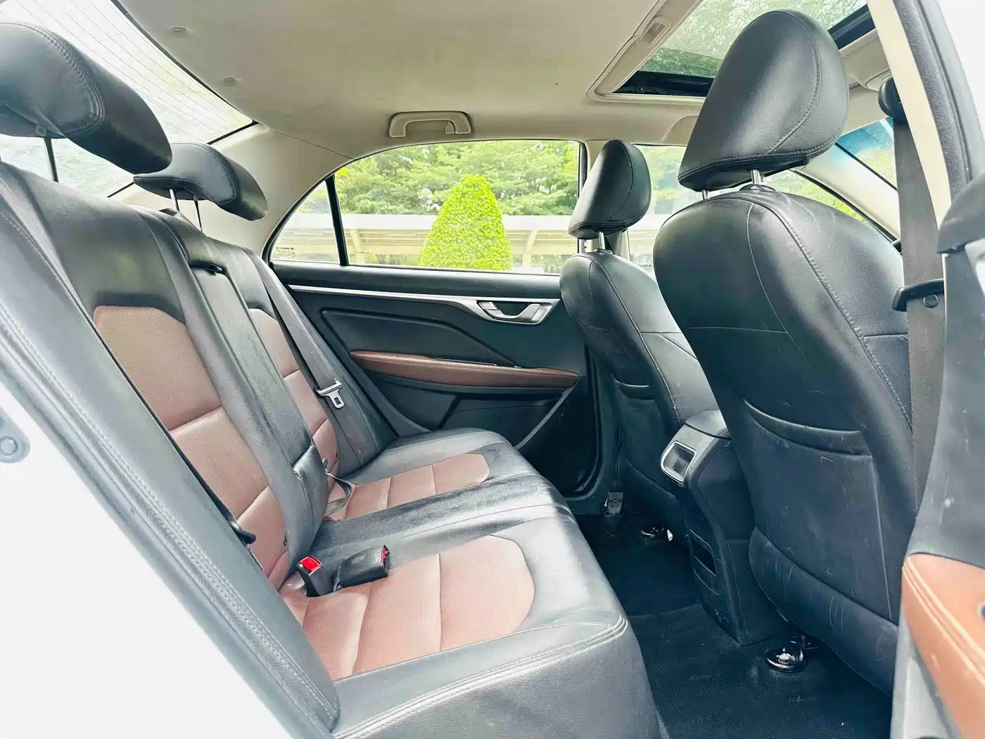 Photo 14 - Geely Vision