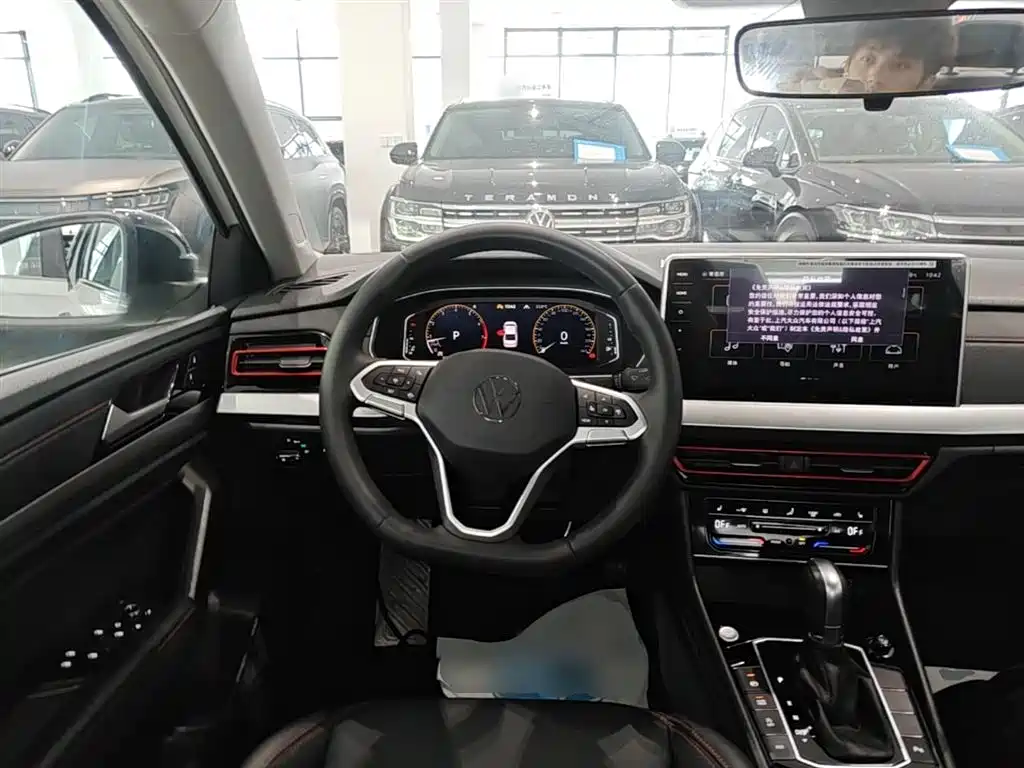 Volkswagen Lavida 2024 Model 300TSI DSG Starlight Leading Edition фото 11
