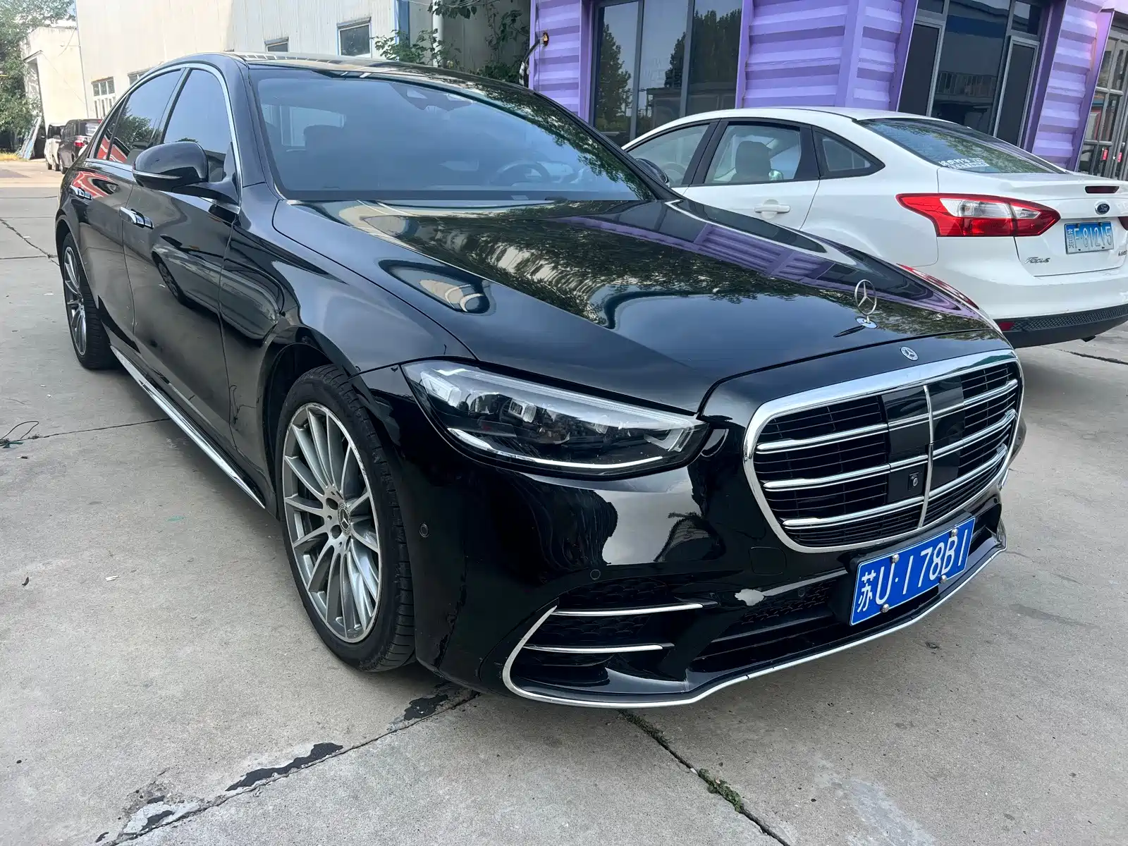 Photo 3 - Mercedes-Benz S-Class