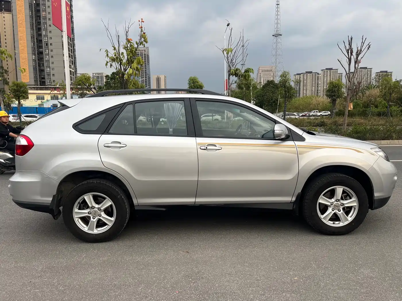 BYD S6 2014 2.4L Automatic Luxury 5-seater фото 6