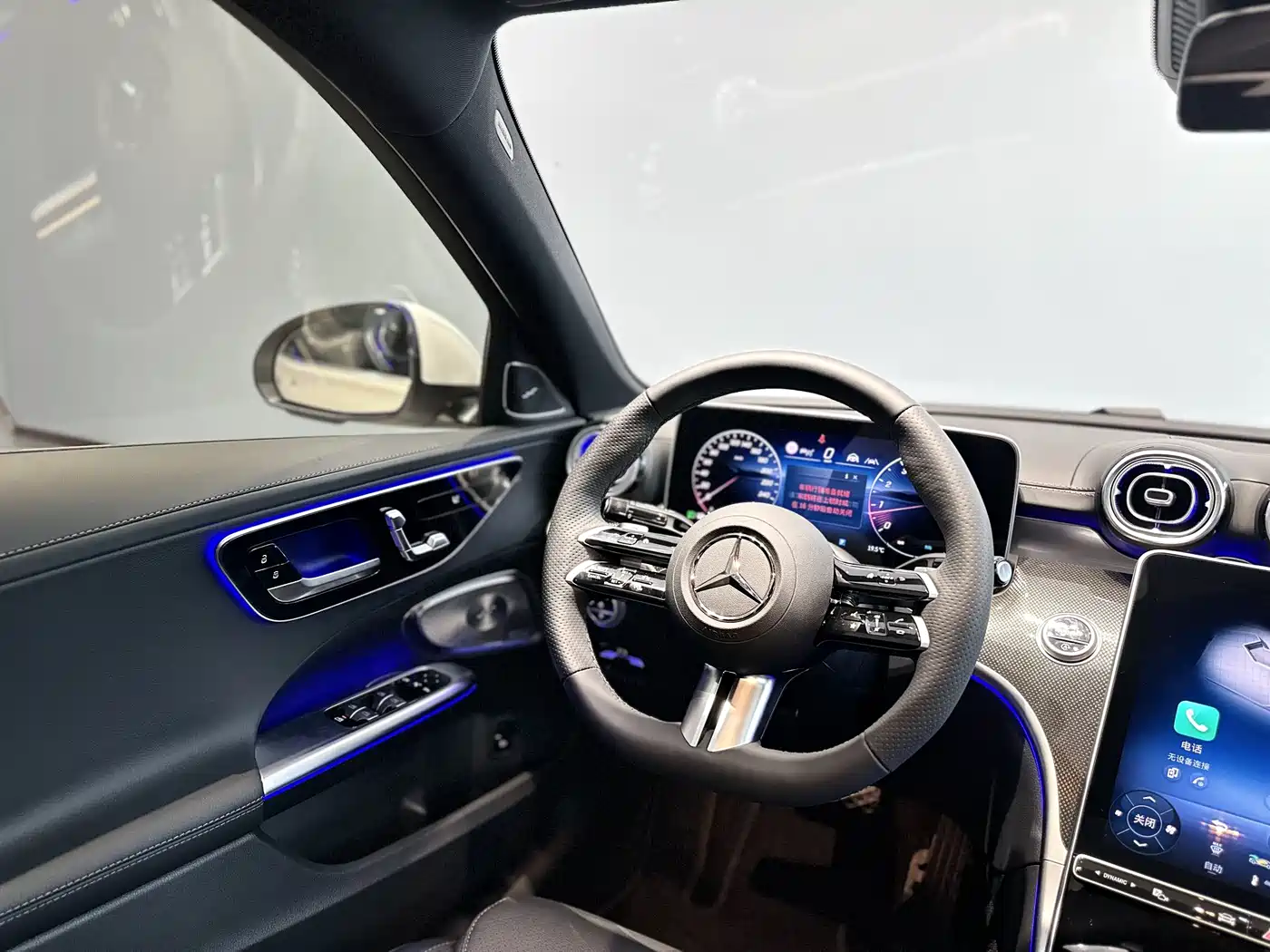 MERCEDES-BENZ CLASS C
