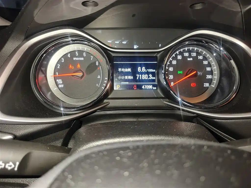 Chevrolet Volando 2020 Mild Hybrid Redline 530T Automatic Premium Edition (5+2 seater) фото 8