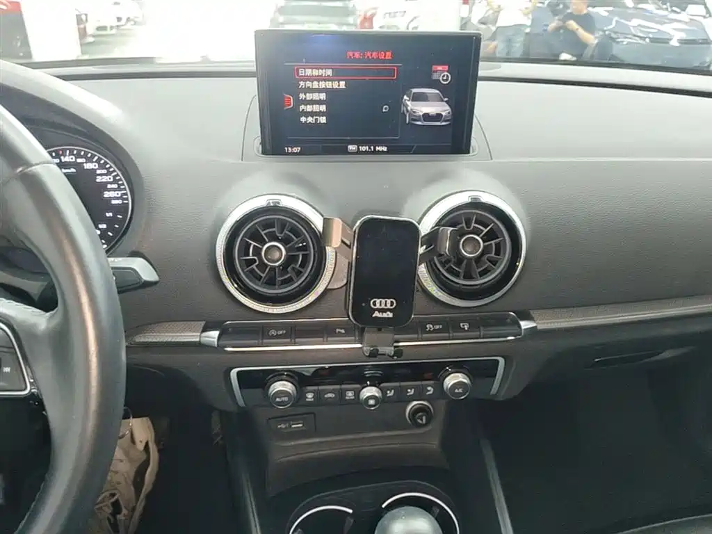 Audi A3 2017 Limousine 35 TFSI Style фото 13